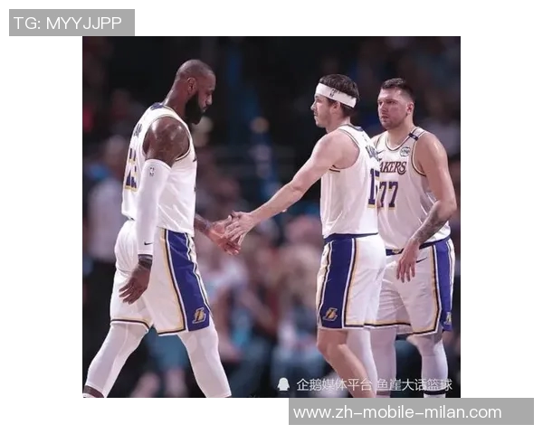 东契奇与里夫斯联手发威勇士油漆区内线防守漏洞显著 东契奇与里夫斯联手发威勇士油漆区内线防守漏洞显著